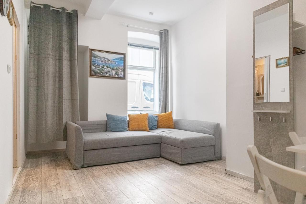 3 Standard Rooms Near Hauptbahnhof Вена Экстерьер фото