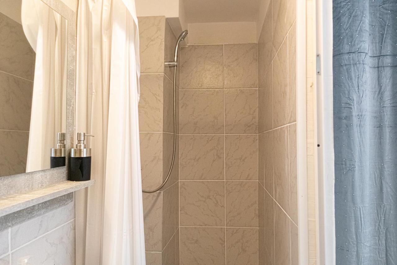 3 Standard Rooms Near Hauptbahnhof Вена Экстерьер фото